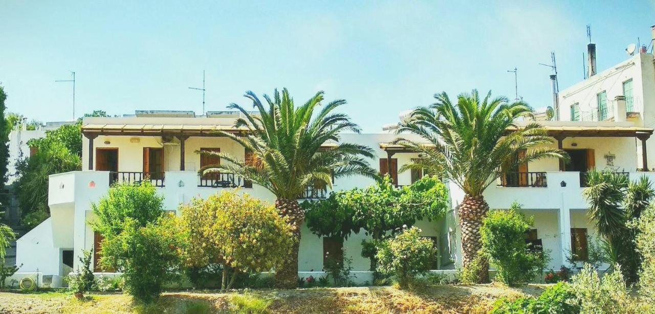 Mavrikou Helen Apartments Skyros Extérieur photo